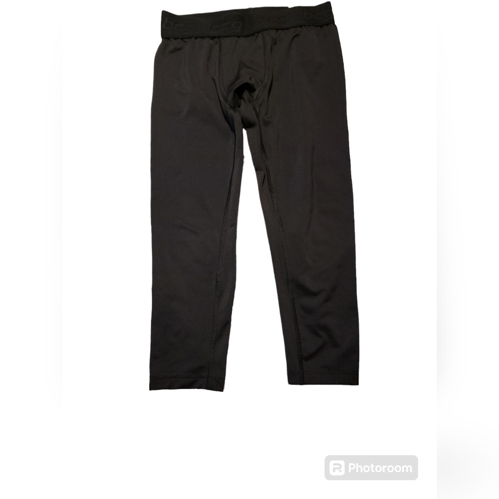 BCG boy's black 3/4 leggings YS 14-16
